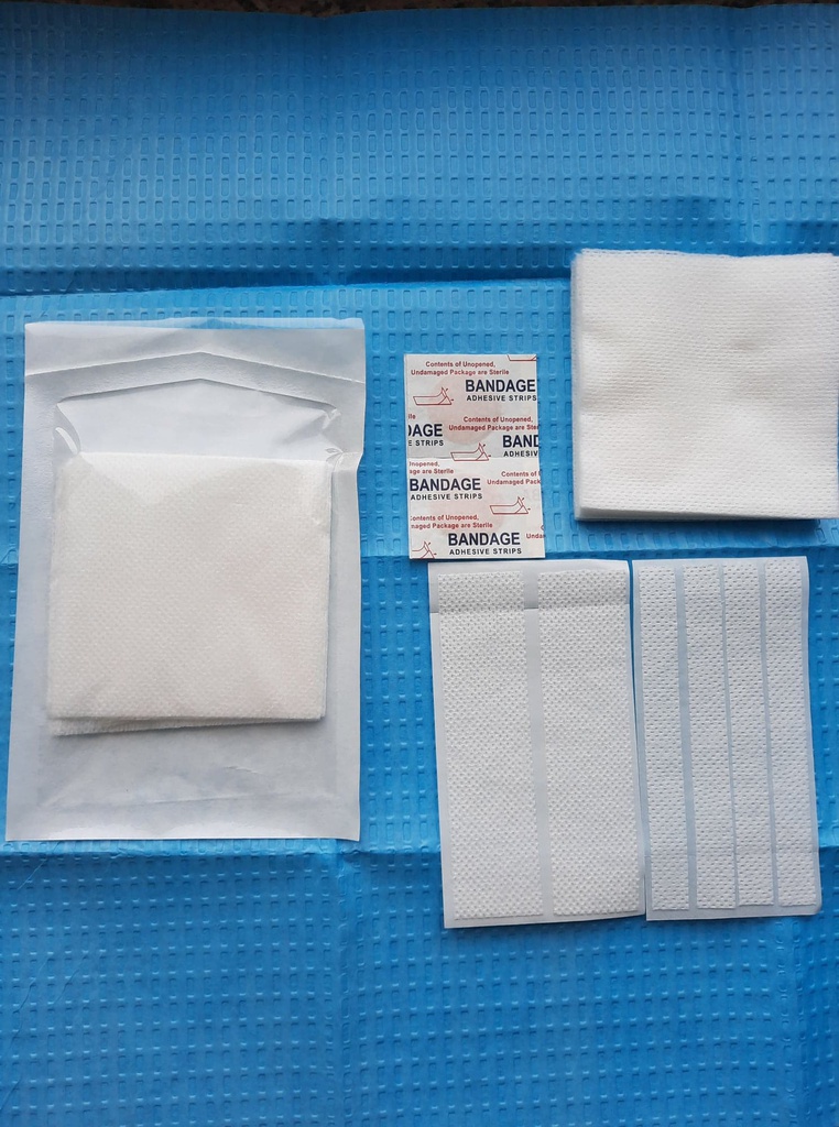 Hemodialysis needle derssing set